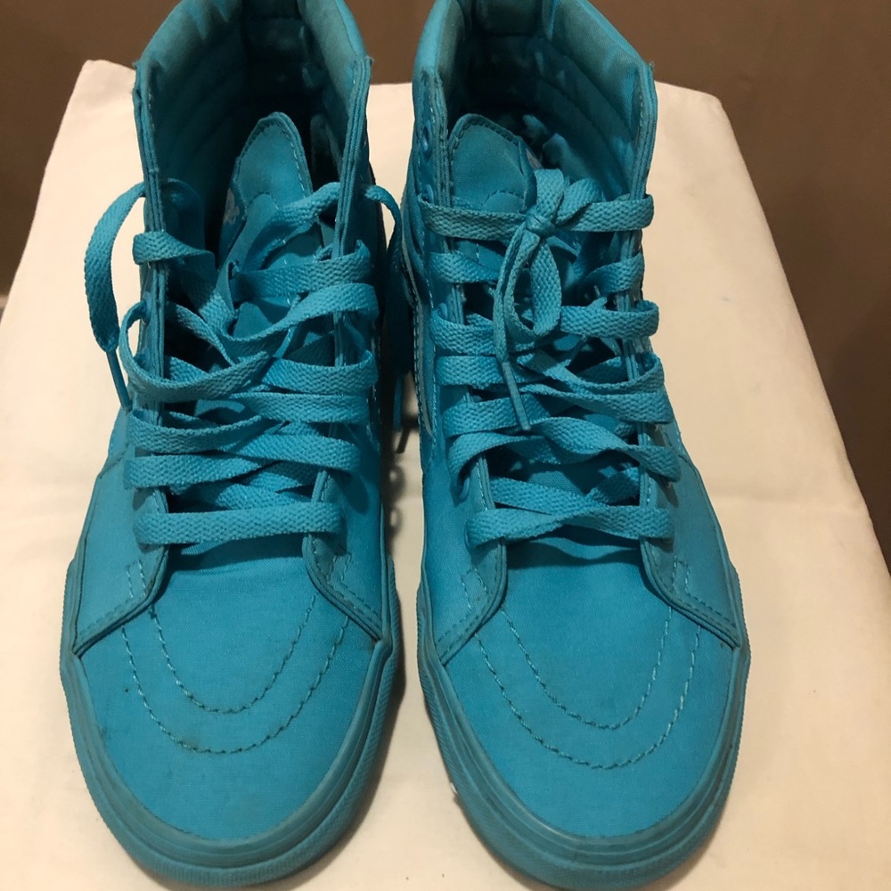 Hi-top Vans - Picture 2 of 5
